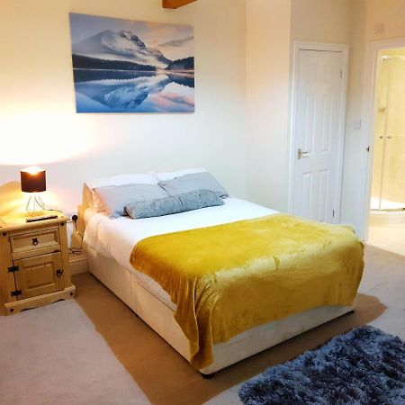 Hotel Highfields Town House Huddersfield Esterno foto